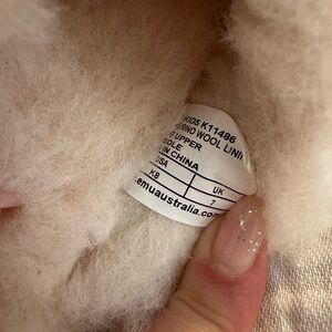 Emu Kids Cream Sheepskin-Lined Slippers